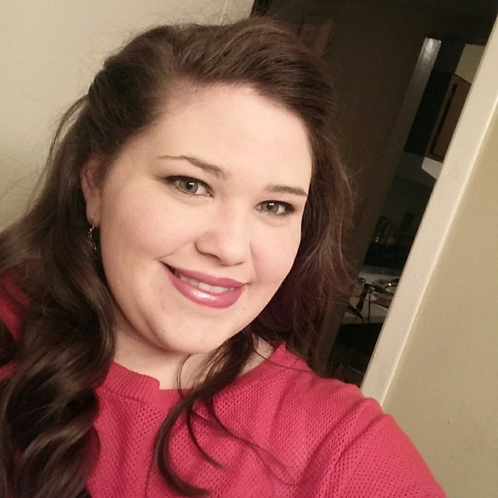 Meet your Posher, Leanna